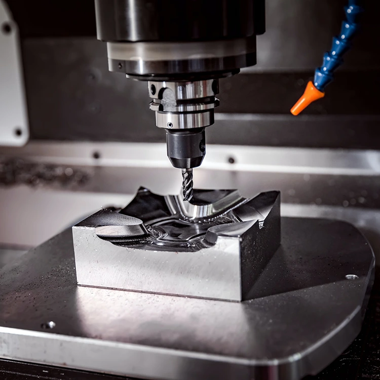 Industrie du fraisage CNC 2025 : la précision basée sur l'IA et les technologies vertes redéfinissent les normes de fabrication